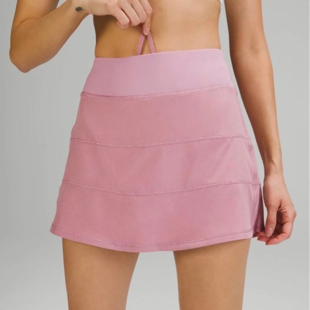 Lululemon pace rival skirt